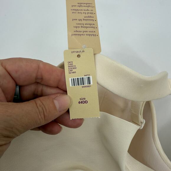 New CACIQUE Bra Adjustable Lightly Lined Underwire 44DD Cushioned Balconette - Picture 3 of 5